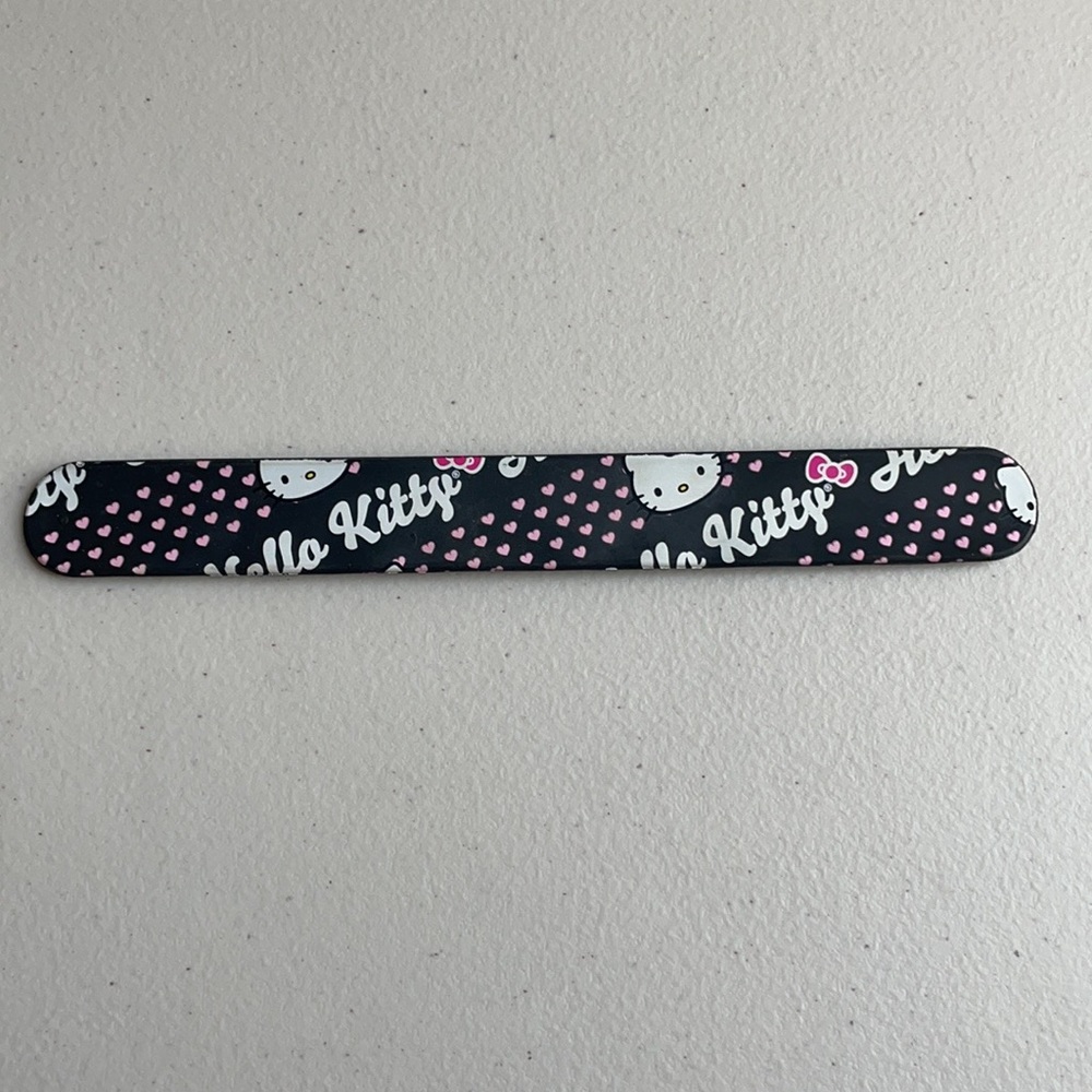 Hello Kitty Slap Bracelets. - Picture 5 of 6